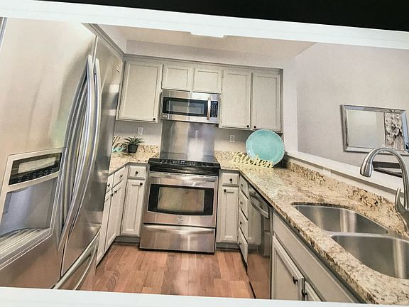 5th image of 7756 Tuscany Dr