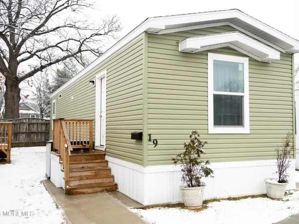 19 Avenue A, Hazlet, NJ 07734