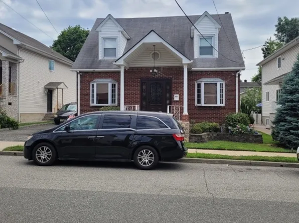 13 Sipp Ave, Clifton City, NJ 07013