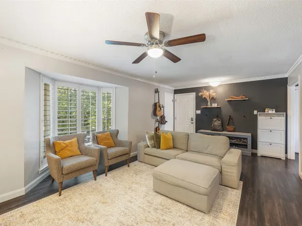 6007 Sandhurst Ln #D, Dallas, TX 75206