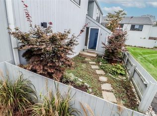 8 Cypress Ln UNIT 8, Ridgefield, CT 06877