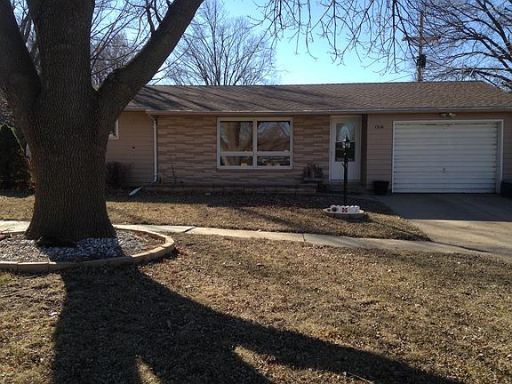 Large, Shaded Front Yard