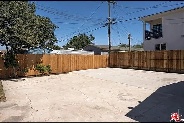 3 bed, 1488 sqft, $3,300 — Photo 2