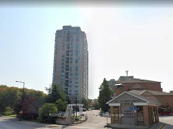 125 Omni Dr #2133, Toronto, ON M1P 5A9
