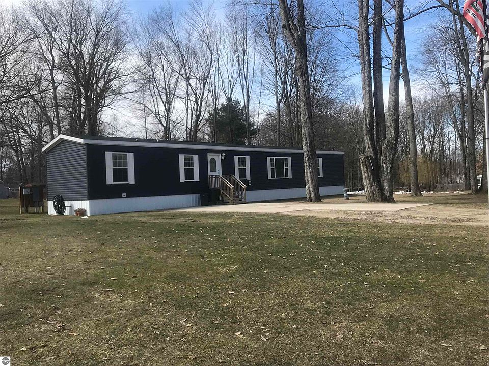 8739 Wood View Dr, Lake, MI 48632 Zillow