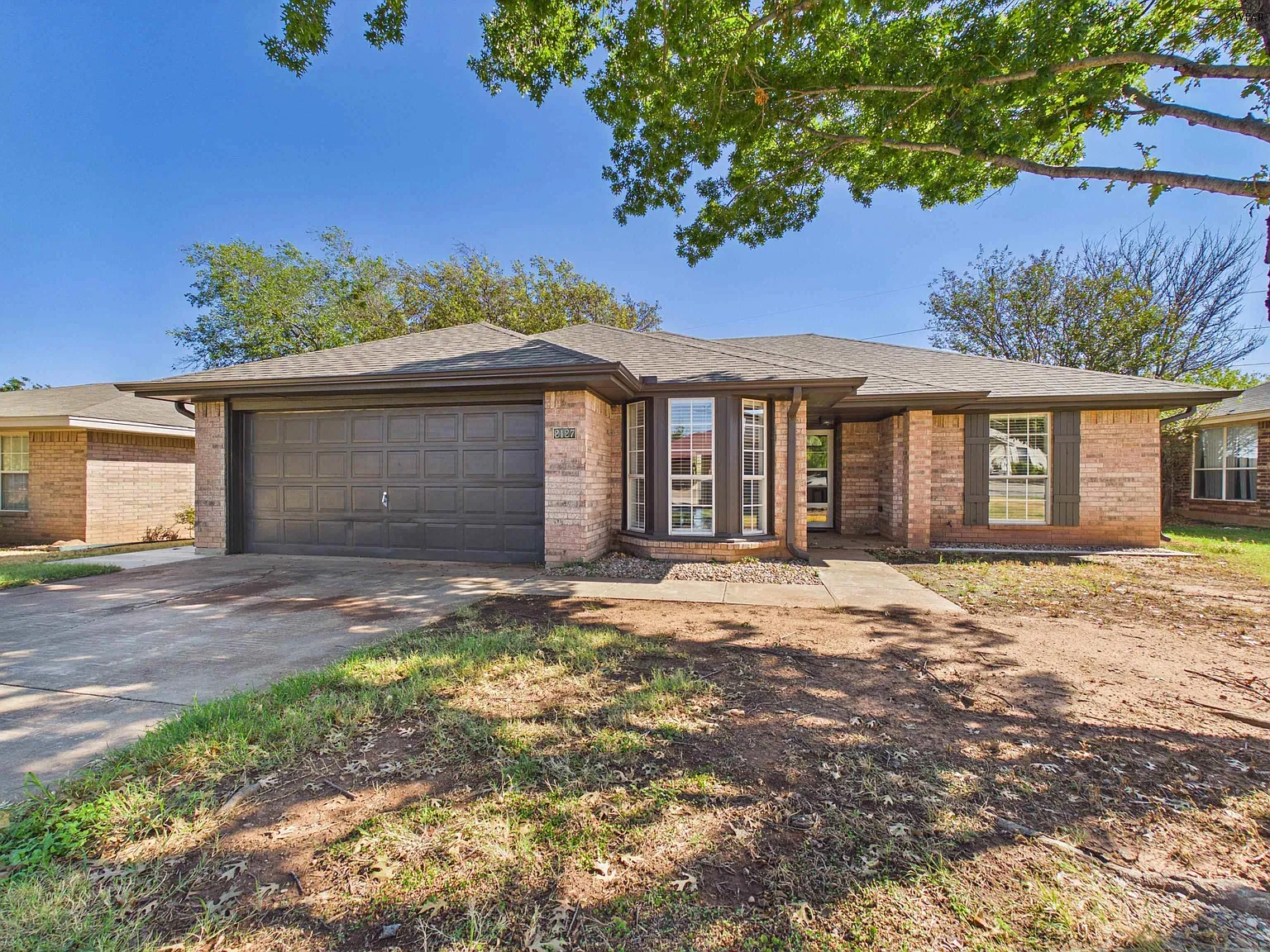 3 bed, 2.0 bath, 1179 sqft, $1,825 — Photo 4