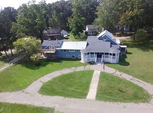 355 Bullis Rd, Gregory, MI 48137