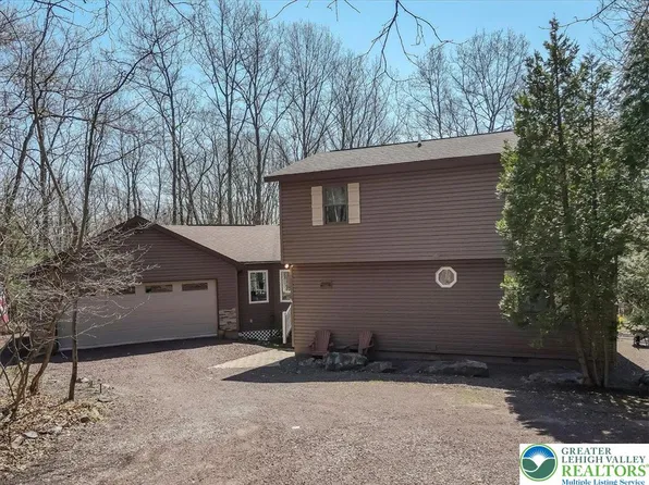 119 Mountain View Dr, Jim Thorpe, PA 18229