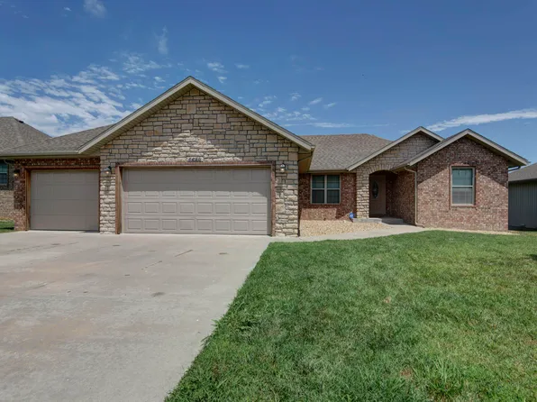 5689 W Alexa Lane, Springfield, MO 65802
