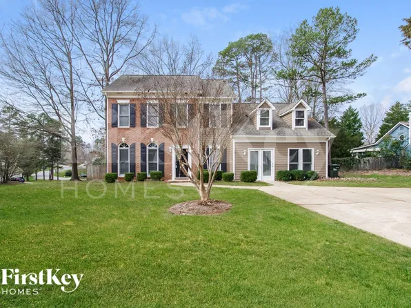 2601 Kirkholm Dr, Matthews, NC 28105