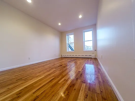 Rented by The Bay Front Estates at Mill Basin | media 14