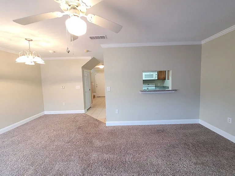 803 Majestic Dr — Photo 12