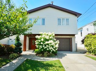 284 Chesterton Ave, Staten Island, NY 10306