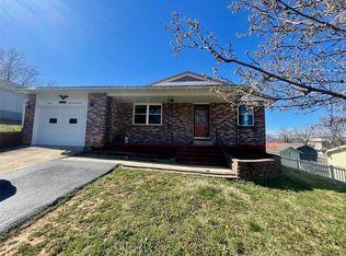 505 Union St, Marble Hill, MO 63764