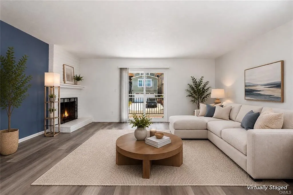 Van Horne Ln, Redondo Beach — Photo 1