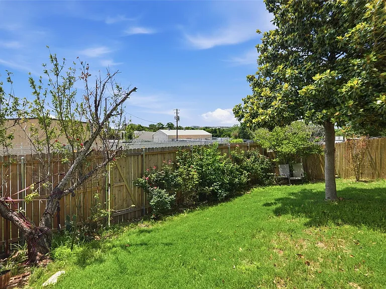 11521 Autumn Ash Dr — Photo 26
