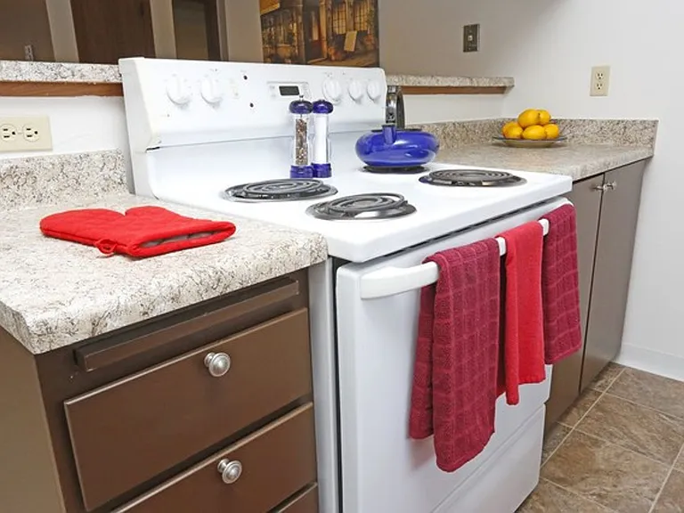 Crystal Springs Apartments — Photo 95
