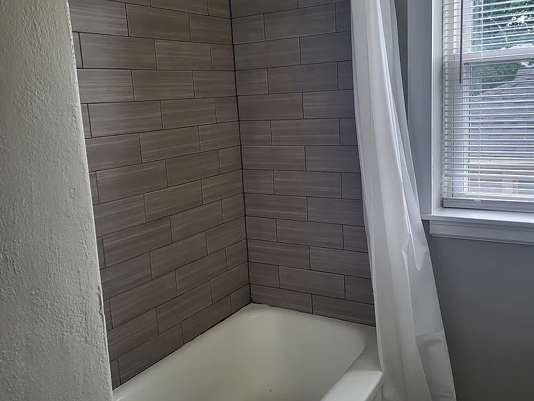 738 River Dr — Photo 8
