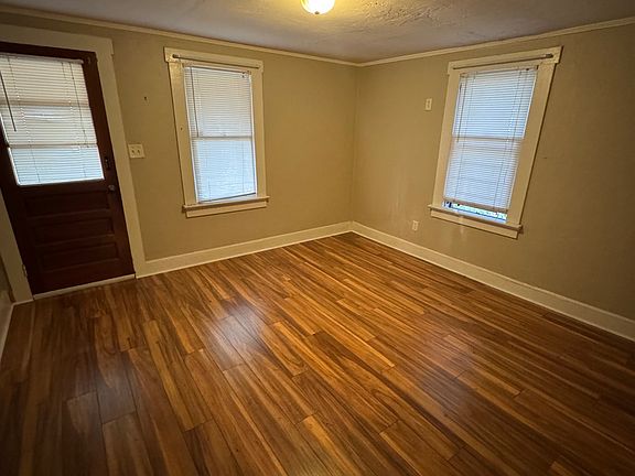 2nd image of 1108 SE 2nd Ave