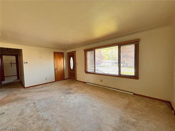 4th image of 3888 Artmar Dr