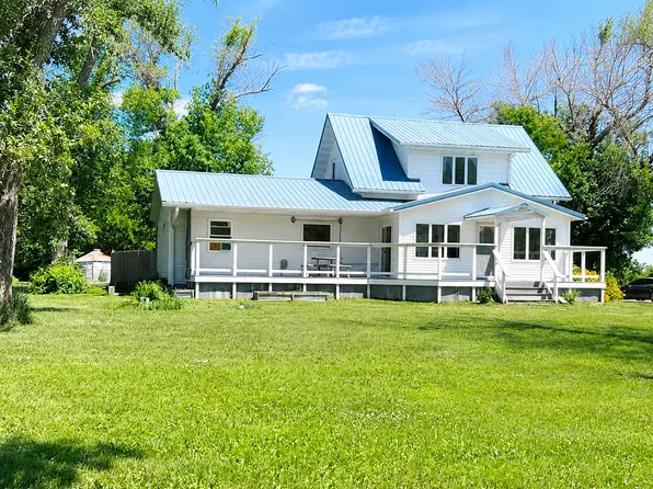35050 820th St, Brewster, MN 56119