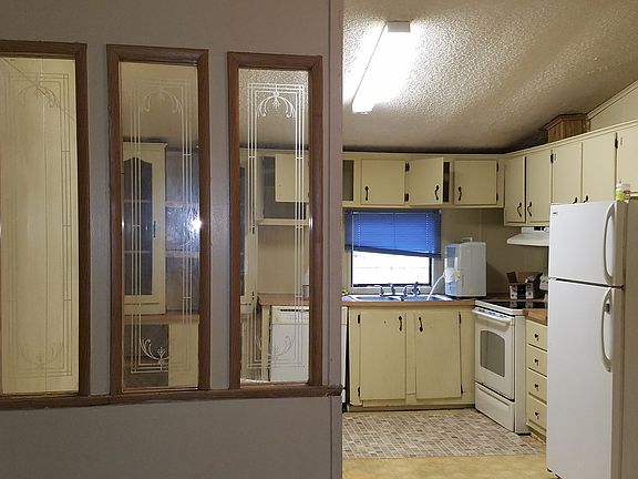3rd image of 86 Lake Ellen Dr