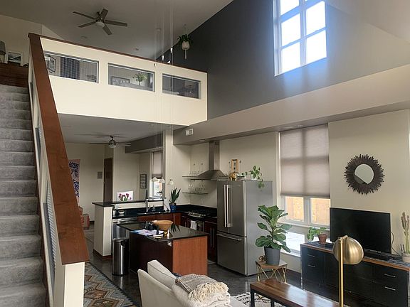 5th image of 2650 University Ave W APT 206