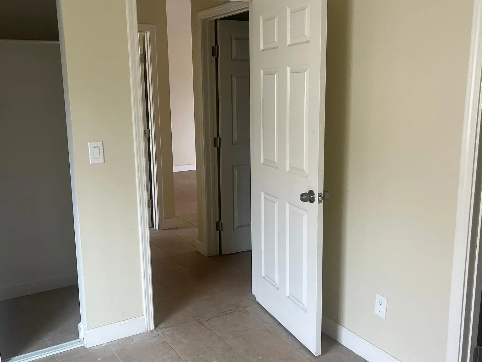1268 Wall Ave — Photo 3