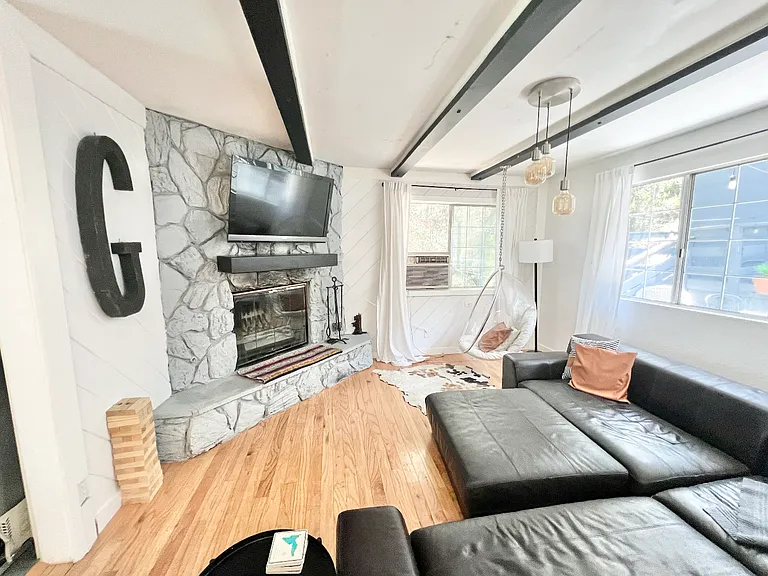 24556 Geneva Dr — Photo 1