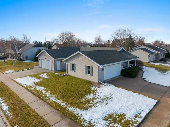 901 W Florida Ave, Little Chute, WI 54140
