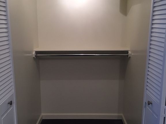 2nd image of 829 Greenwood Ave APT 8K