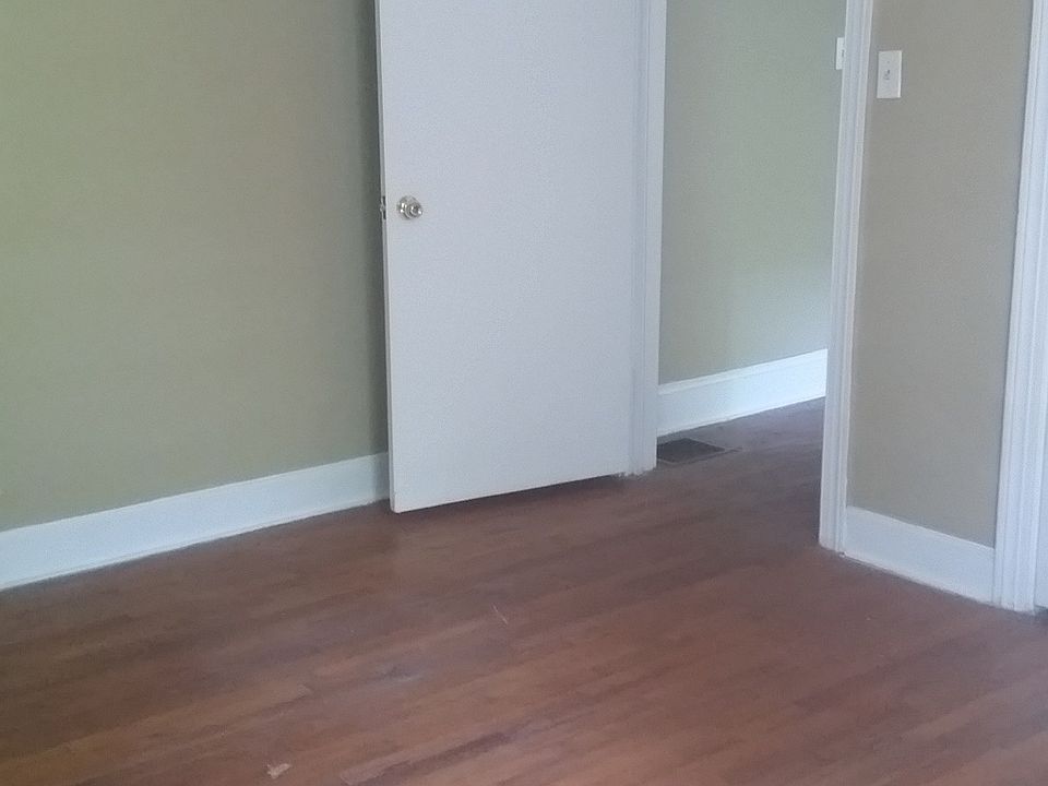 1st image of 479 Longview Dr
