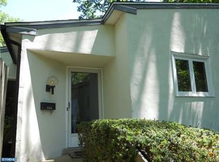 225 Salisbury Ct, Newtown Square, PA 19073