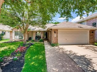 707 Mountain Ridge Dr, Leander, TX 78641
