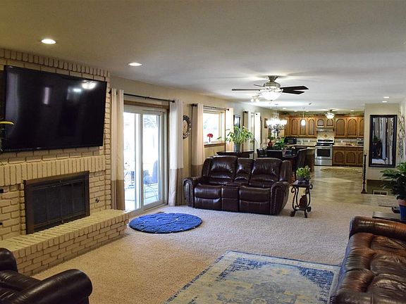 4th image of 1109 Cansler Dr