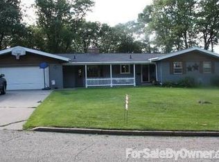 401 Bluff Ave, Kingsford, MI 49802
