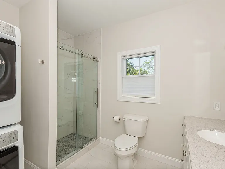 70 Ridge Dr — Photo 15