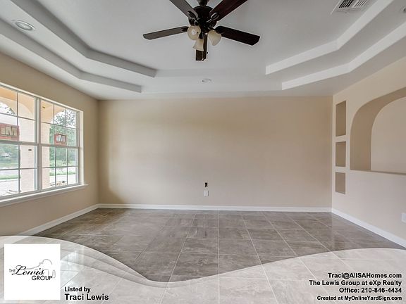 5th image of 210 San Roman Dr
