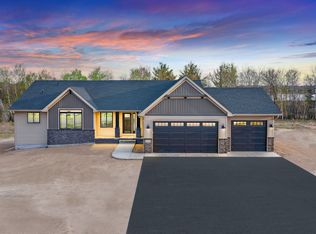 8948 265th Ct NE, Stacy, MN 55079