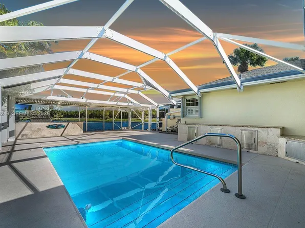 153 Brier Cir, Jupiter, FL 33458