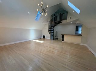 13 Lanark Rd #4, Brookline, MA 02445