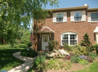 328 Kidwelly Ct, Exton, PA 19341