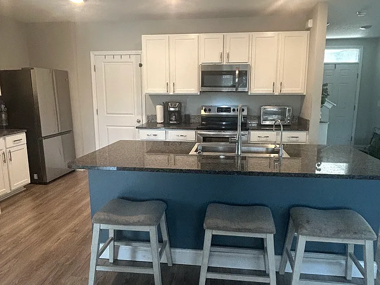 4864 Silver Topaz St — Photo 3