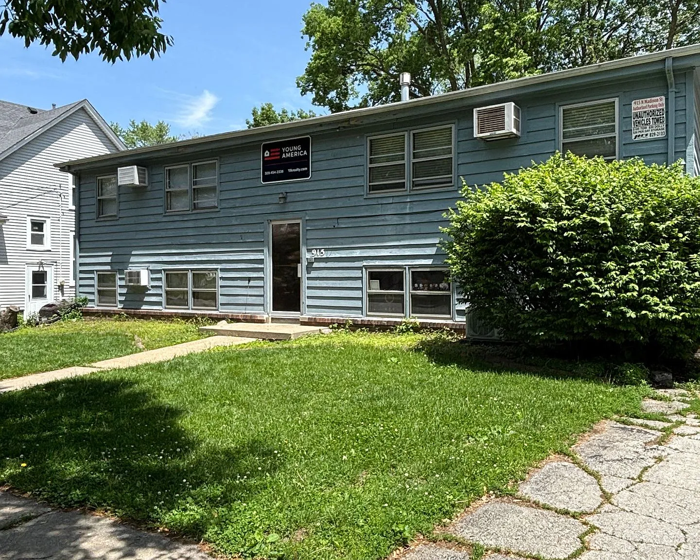 915 N. Madison — Photo 1