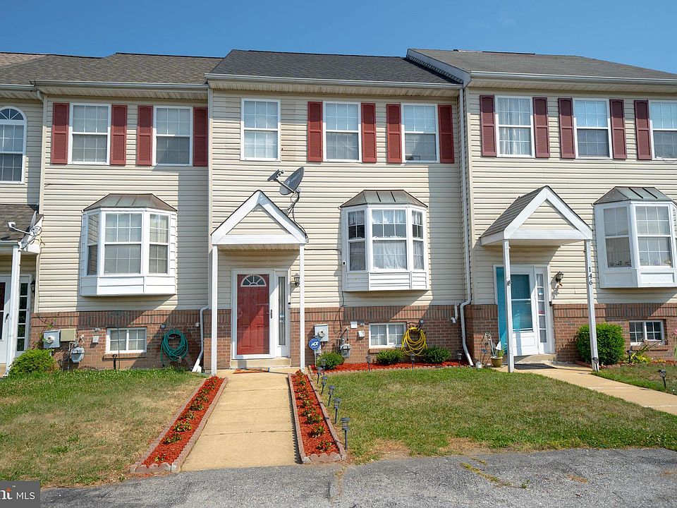 1st image of 144 Hawk Dr