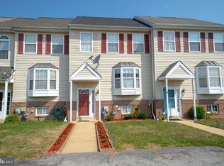 144 Hawk Dr, Newark, DE 19702