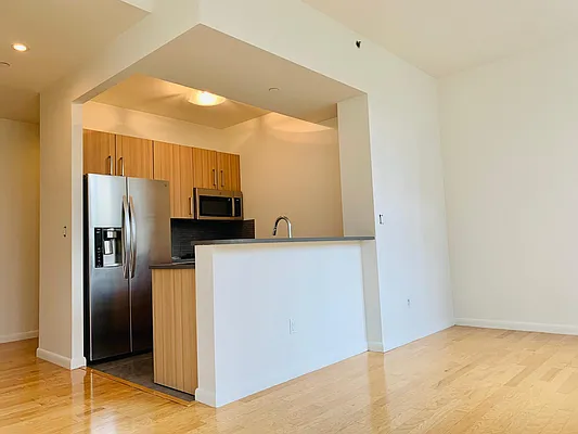 Rented by Algin Management | media 16