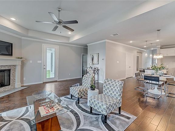 2nd image of 504 Sheer Bliss Ln