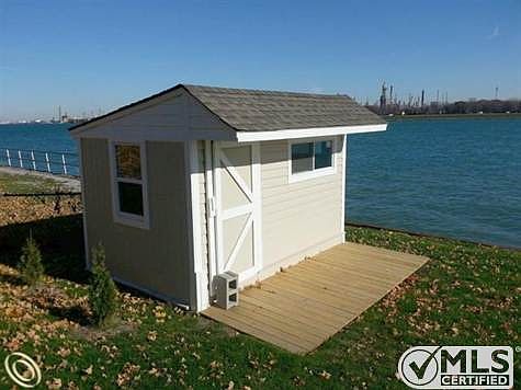 8X12 SHED WITH POWER