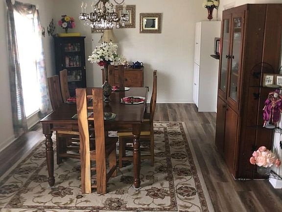 5th image of 1303 Buena Vista Dr